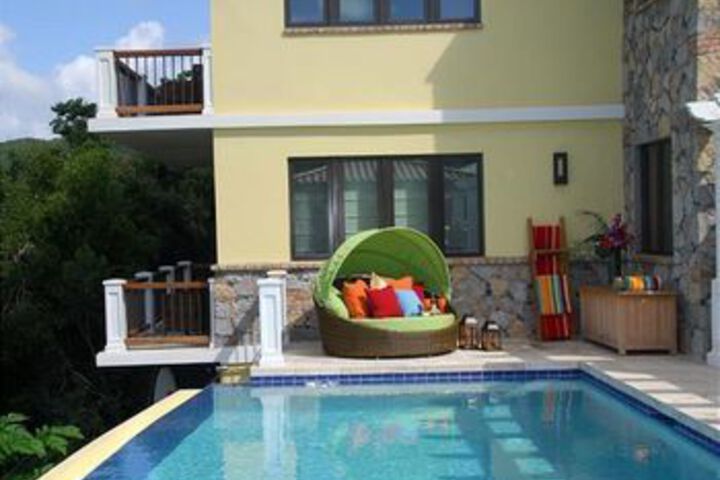 Pool 13 of 17