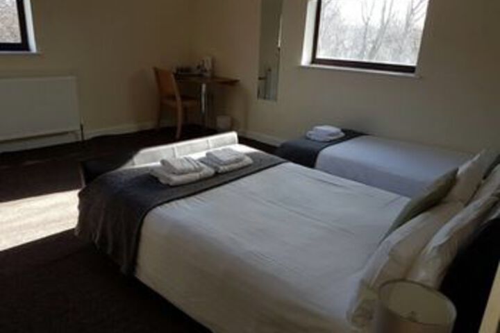 Room 28 of 47