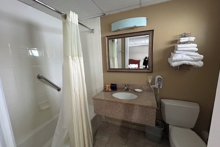 2 Double Beds (5 of 6)