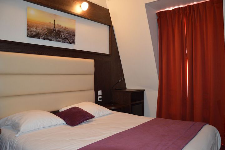 Room 6 of 34