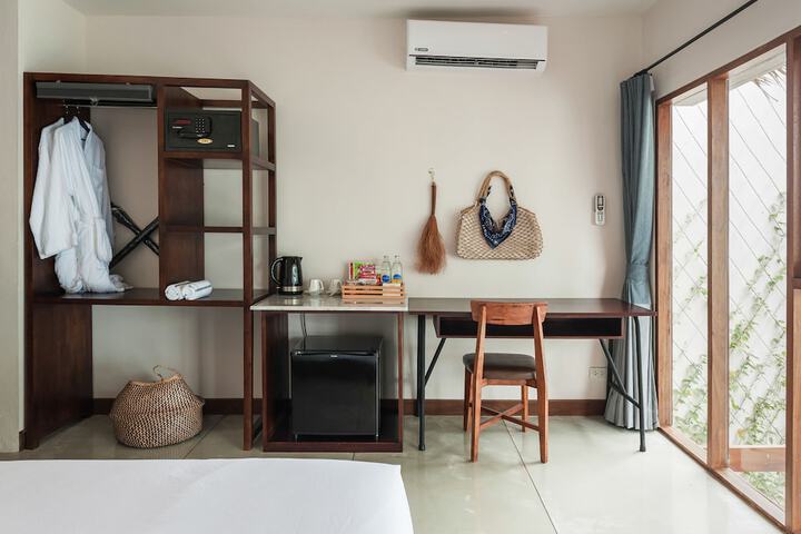 Room 58 of 148