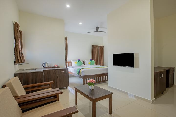 Room 16 of 30