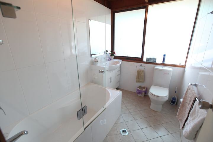 Room 9 of 21