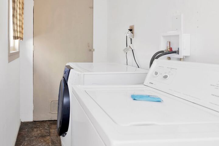 Laundry 100 of 171