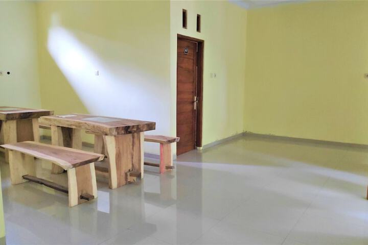 Room 29 of 46