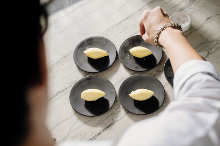Dining 78 of 140