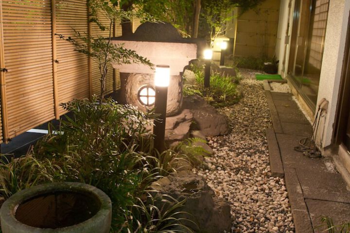 Hotel Entry