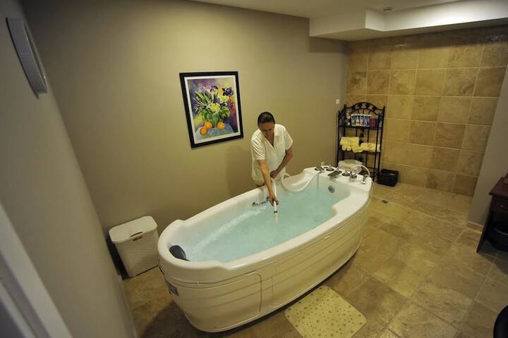Pool 22 of 42
