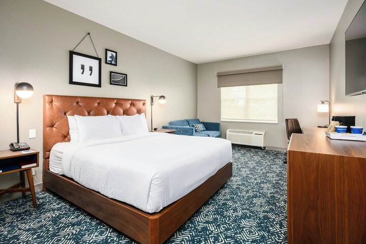 Room 42 of 84