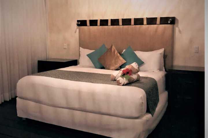 Room 35 of 171