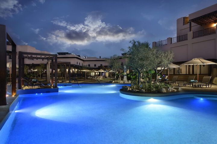 Pool 34 of 71
