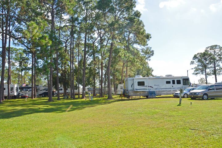 Property Grounds 17 of 21