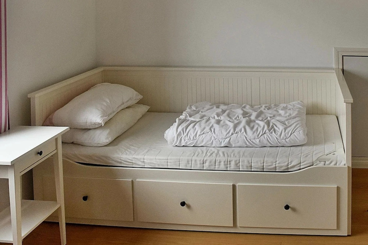Room 3 of 17