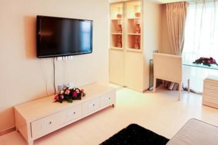 Room 4 of 51