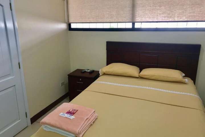 Room 8 of 24