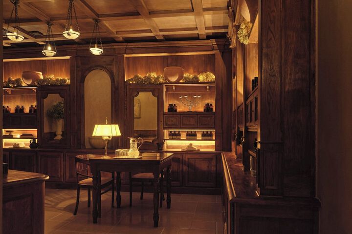 Hotel Interior 137 of 187