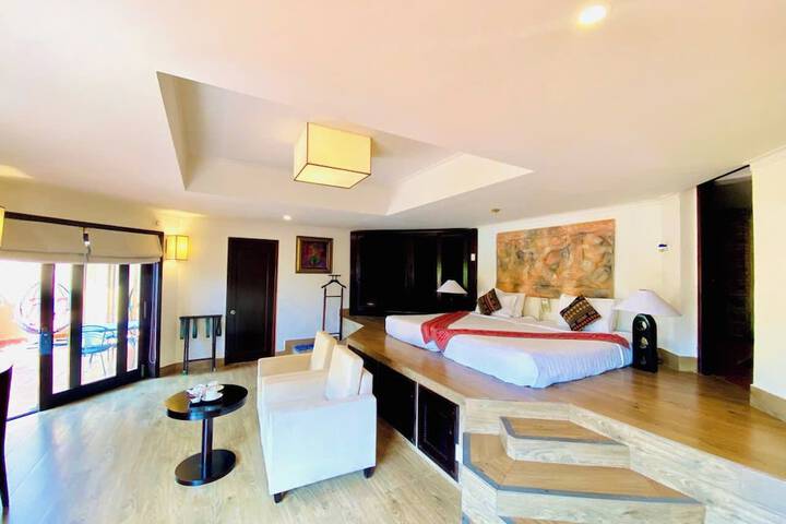 Room 27 of 135