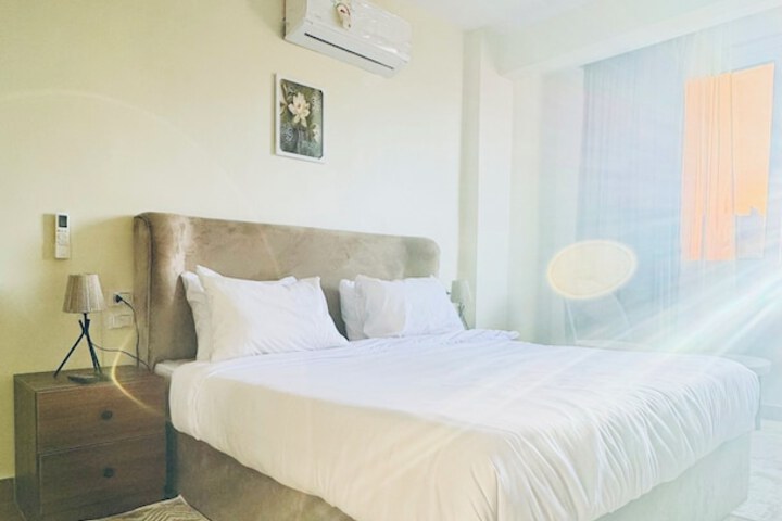Room 13 of 53