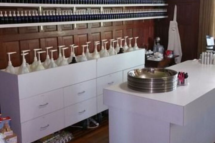 Gift Shop 10 of 49