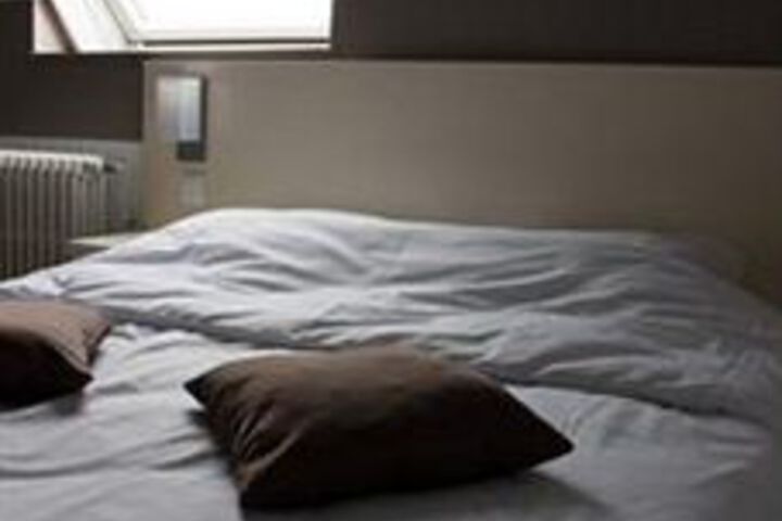 Room 36 of 60