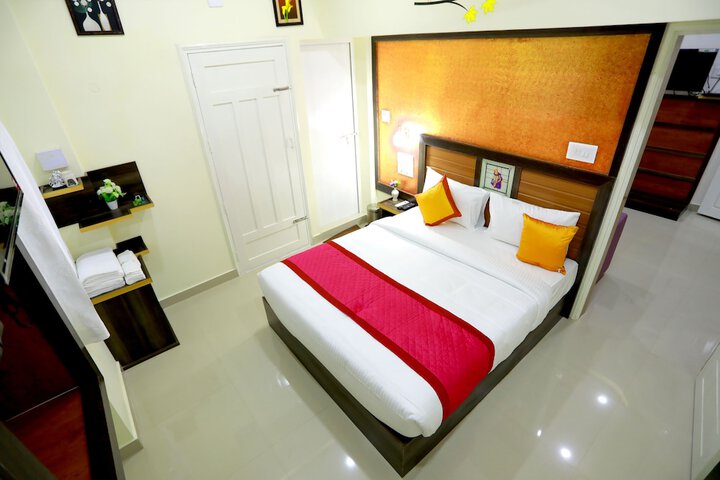 Room 6 of 63