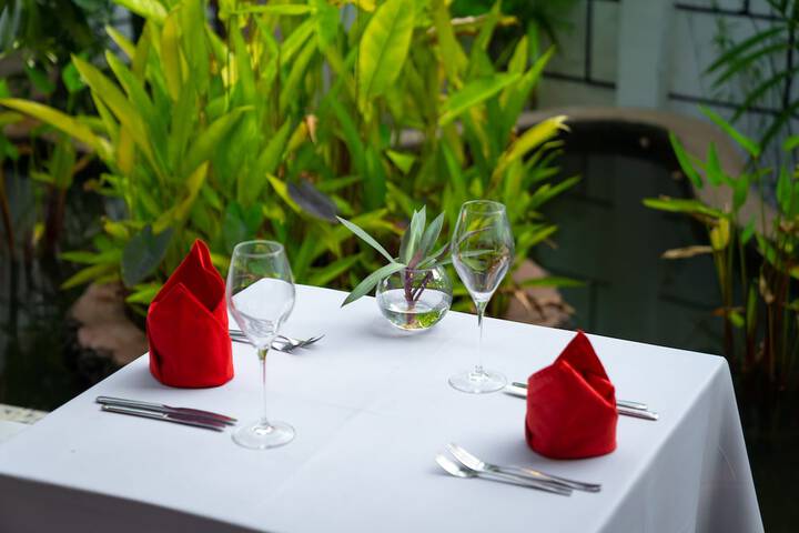 Dining 60 of 73