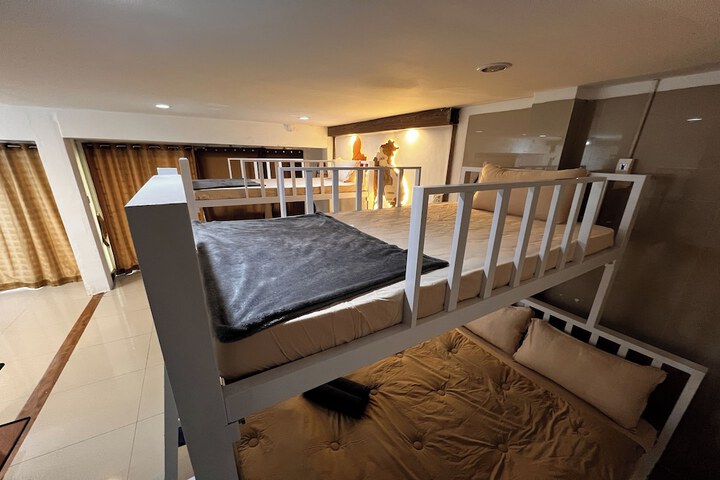 Room 11 of 41