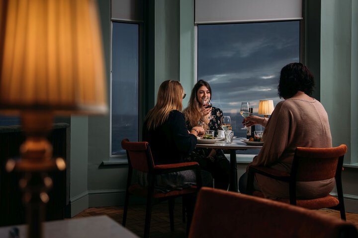 Dining 65 of 121