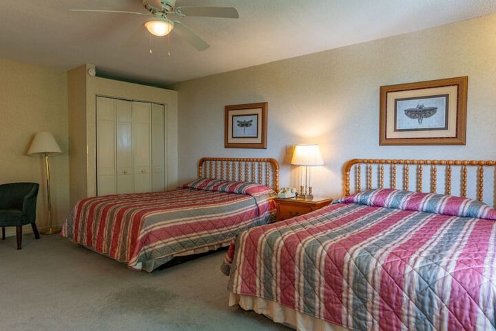 Room 16 of 79