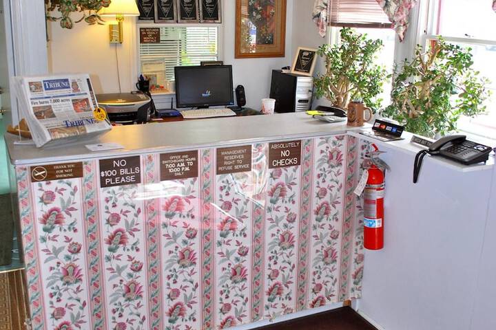 Hotel Interior 4 of 36