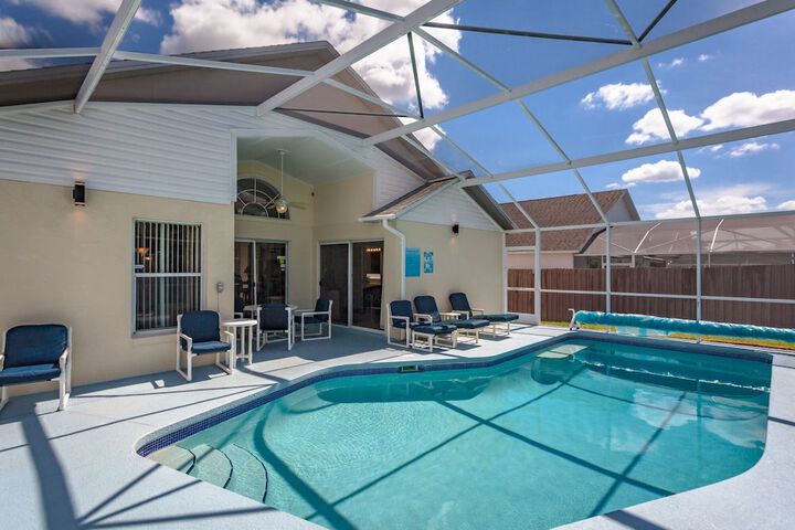 Pool 17 of 30