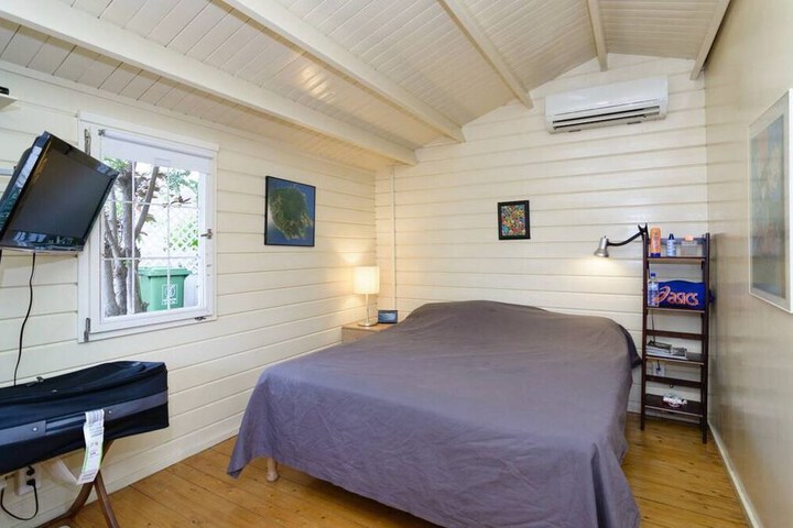 Room 3 of 15