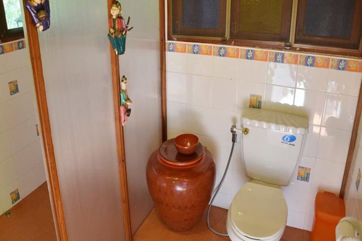 Room 16 of 50
