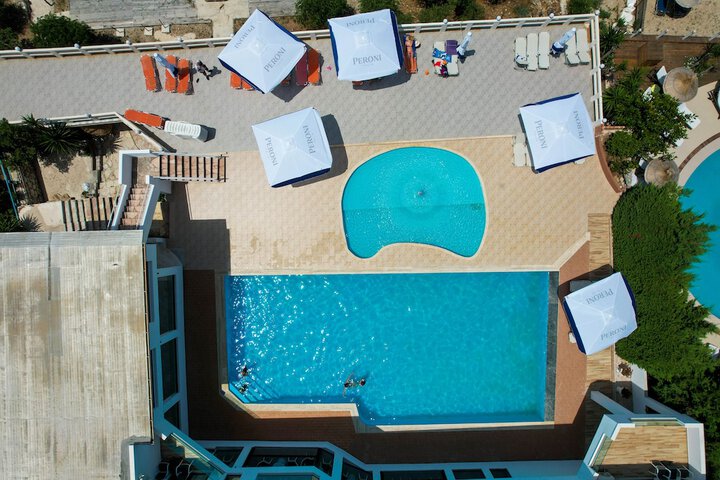 Pool 56 of 89