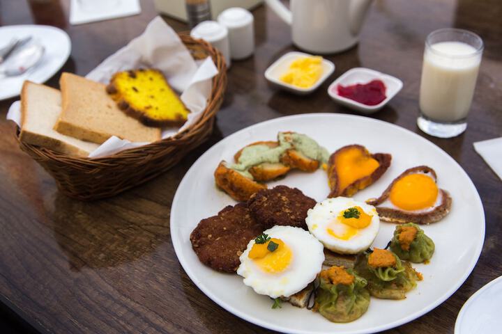 Breakfast/Coffee Service 49 of 87