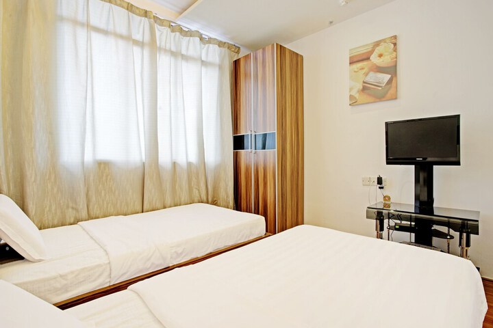Room 17 of 27