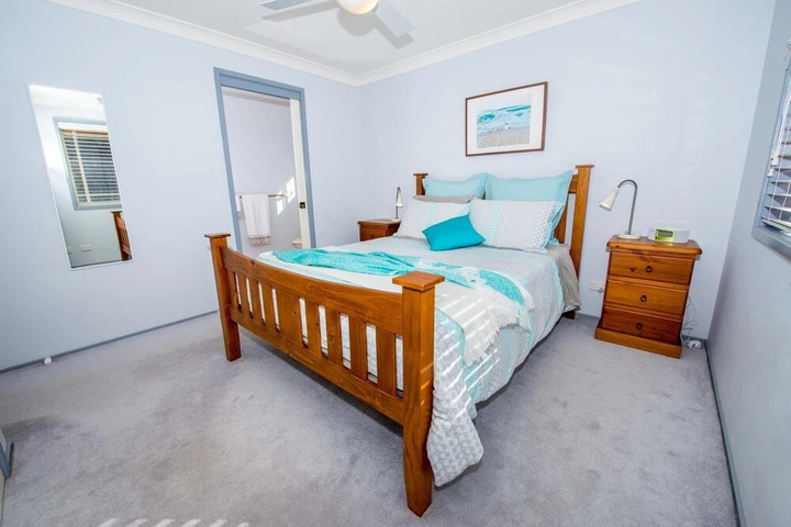 Room 4 of 15