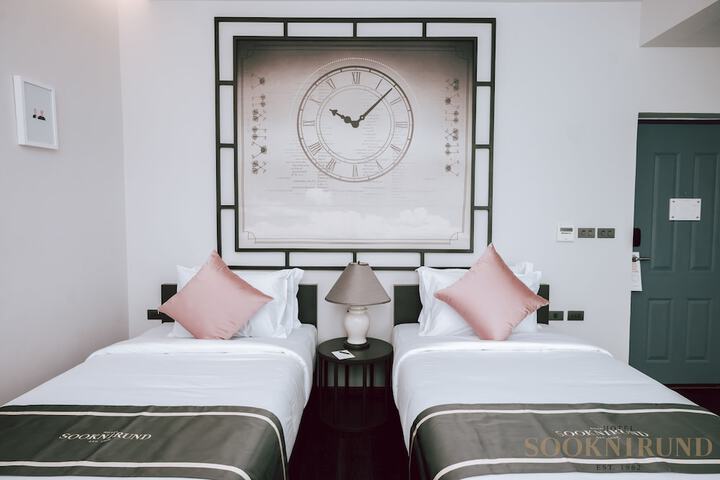 Room 22 of 118