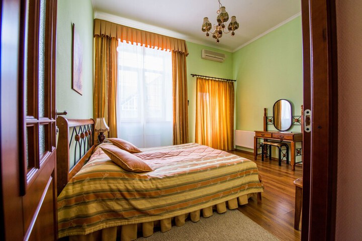 Room 21 of 58
