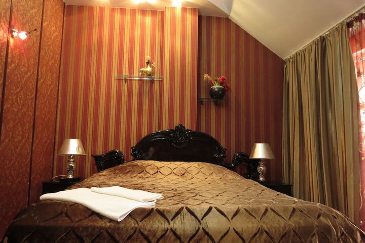 Room 6 of 41