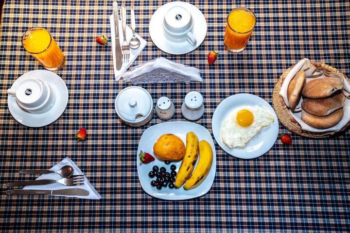 Dining 101 of 129