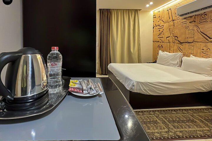 Room 68 of 284