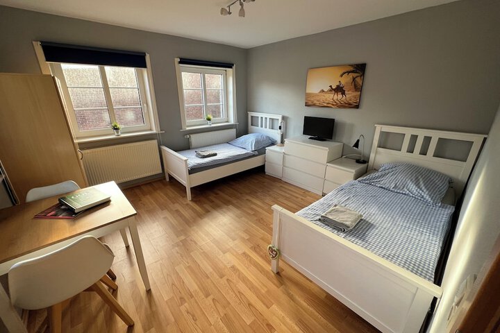 Room 9 of 91