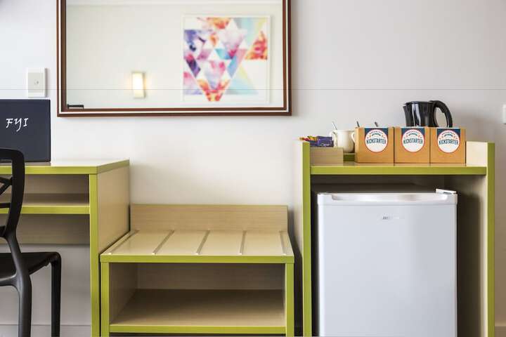 Room 9 of 41