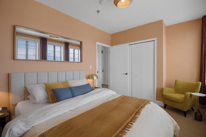 Room 64 of 172