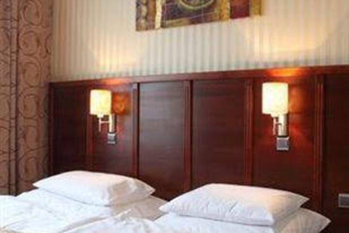 Hotel Alfred