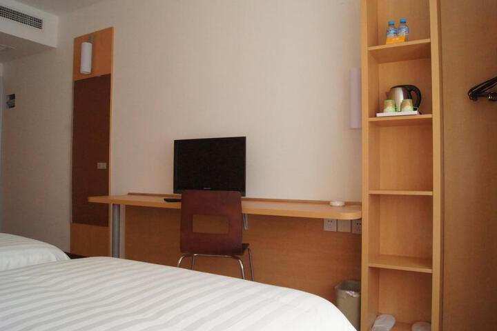 Inside Room Photo