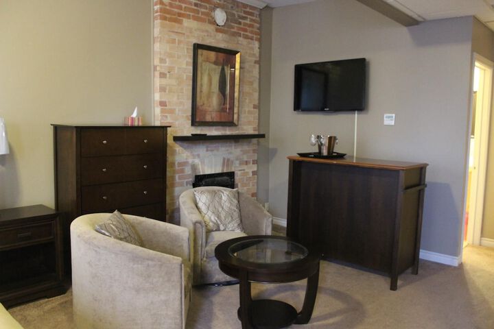 Room 19 of 29