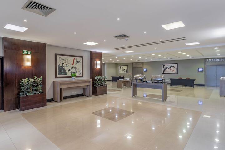Business Center 94 of 96