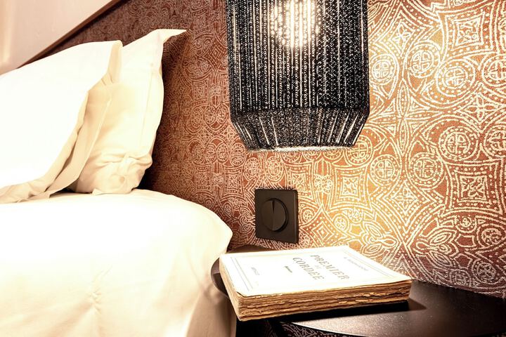 Room amenity